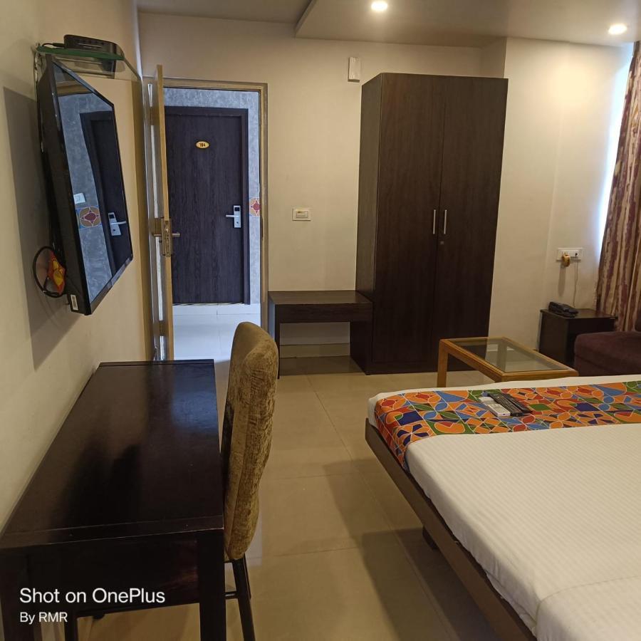 Astra Hotels & Suites - Hsr Layout Sector 1, Near Ecospace Bellandur Бангалор Экстерьер фото